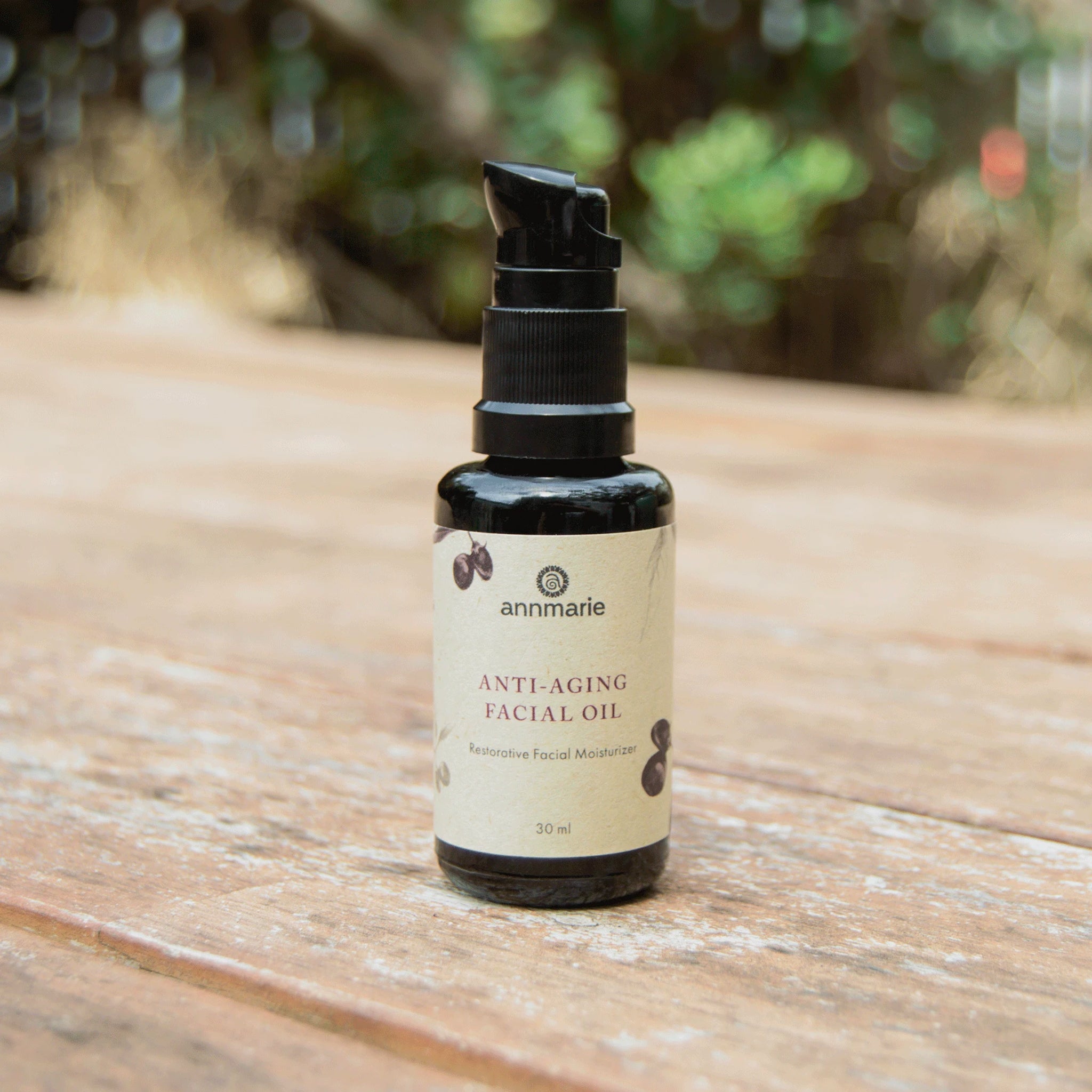 pdp_anti-aging_facial_oil_30ml_lifetsyle.jpg